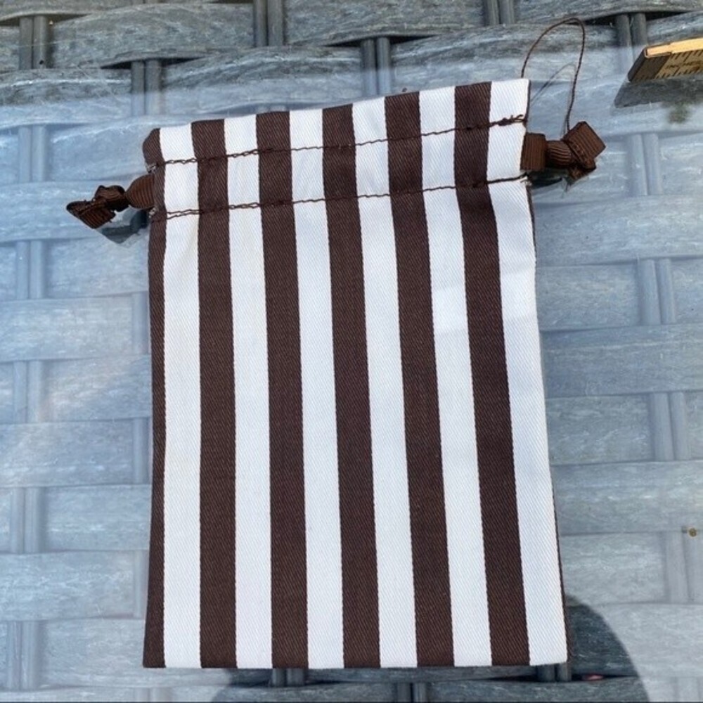 Henri Bendel Jewelry Bag - Picture 3 of 5
